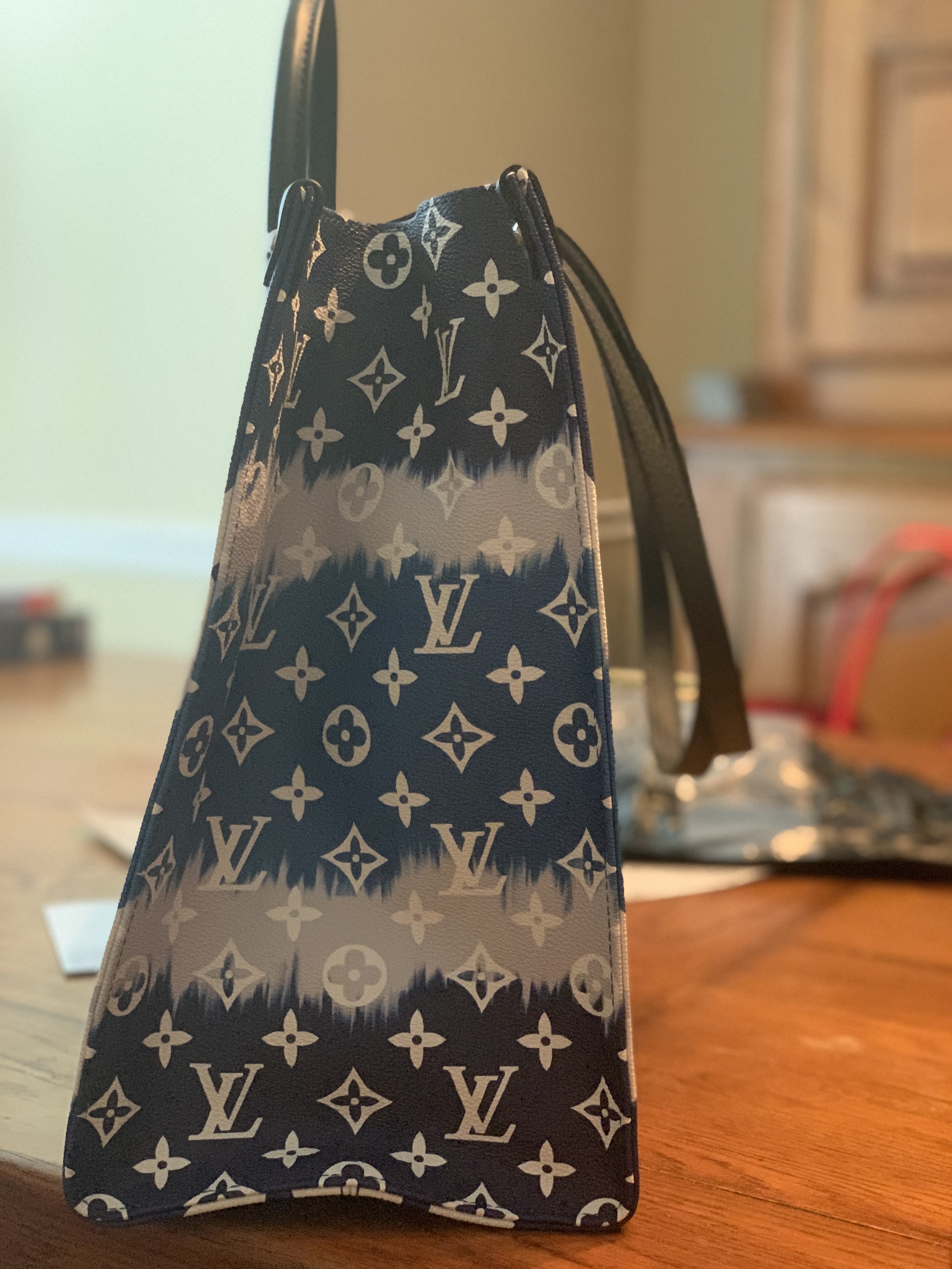 Louis Vuitton Neverfull Luxe DH Handbag Review 