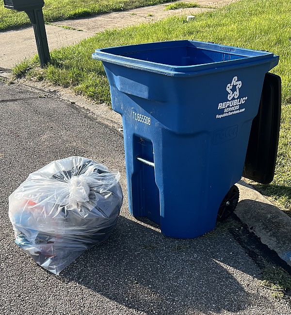 Republic Services Reviews 371 Reviews of