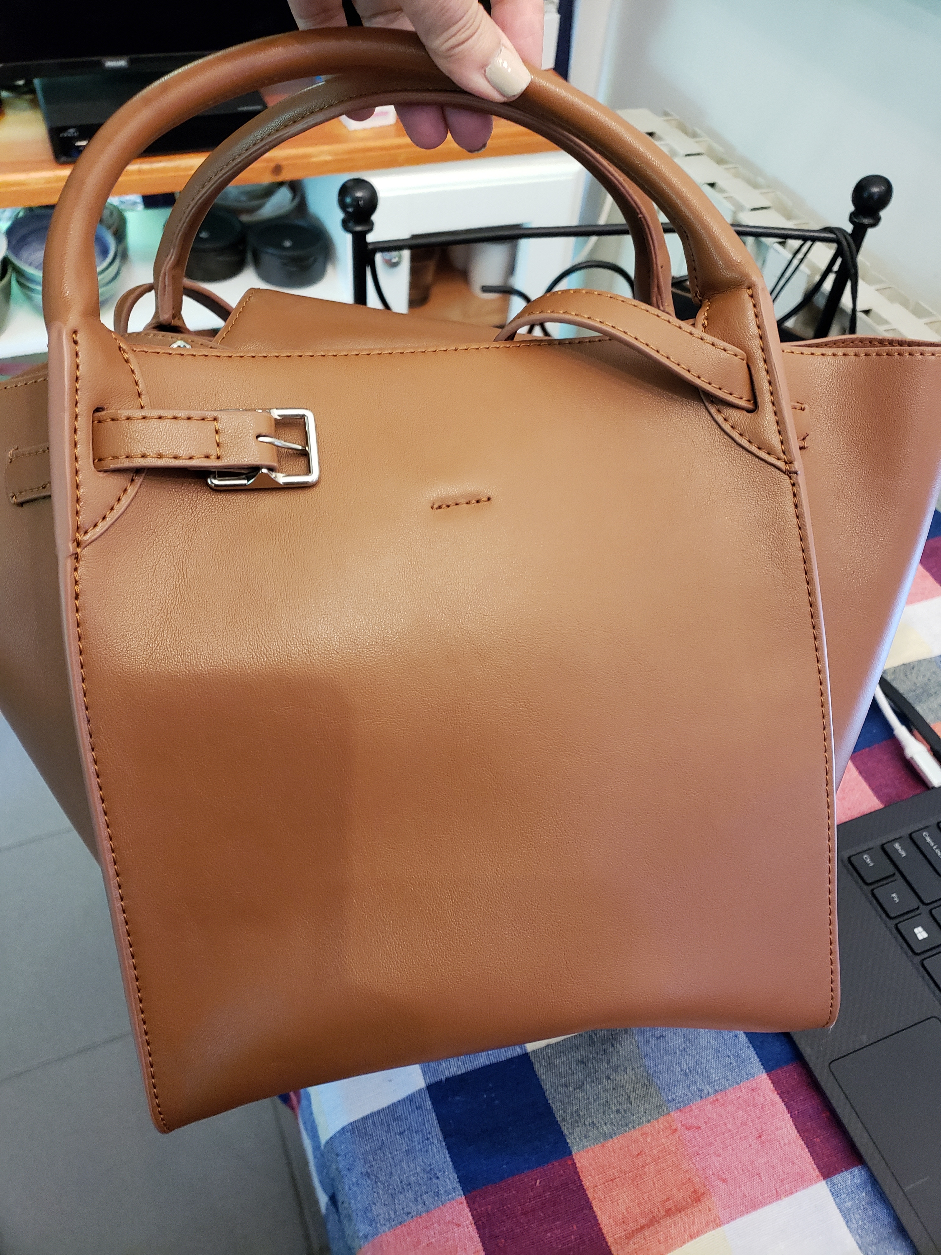 Authenticating luxury handbags made easy with OpenLuxury - OpenLuxury