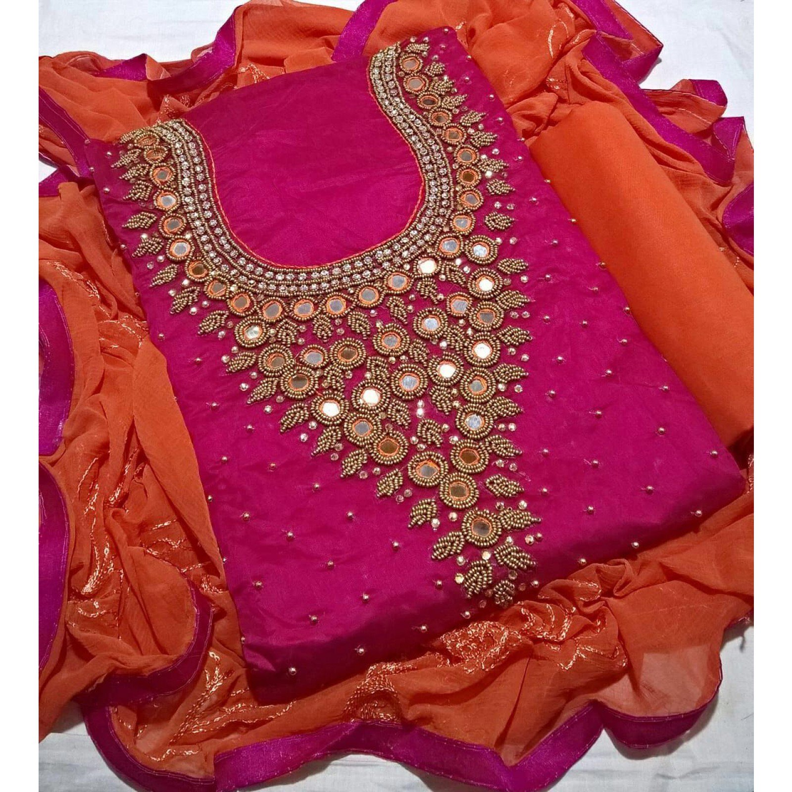 zipker shopping gown