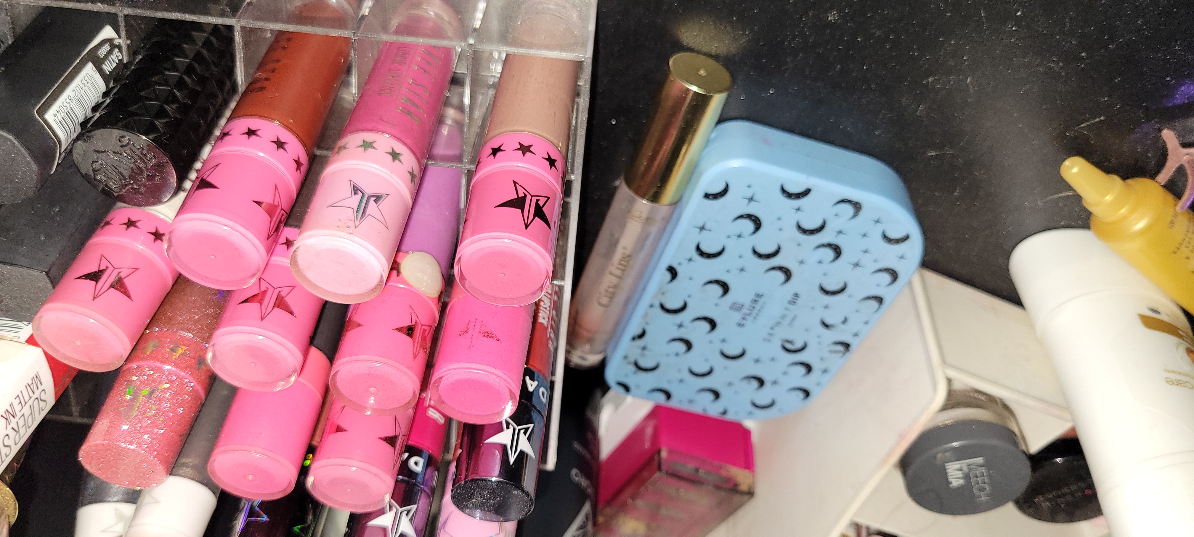 Reviews of Jeffree Star cosmetics? Which product is worth buying? :  r/IndianMakeupAddicts