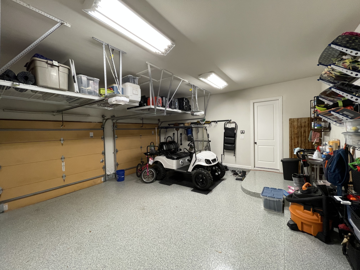 Garage Lighting Tips — 1000Bulbs Blog