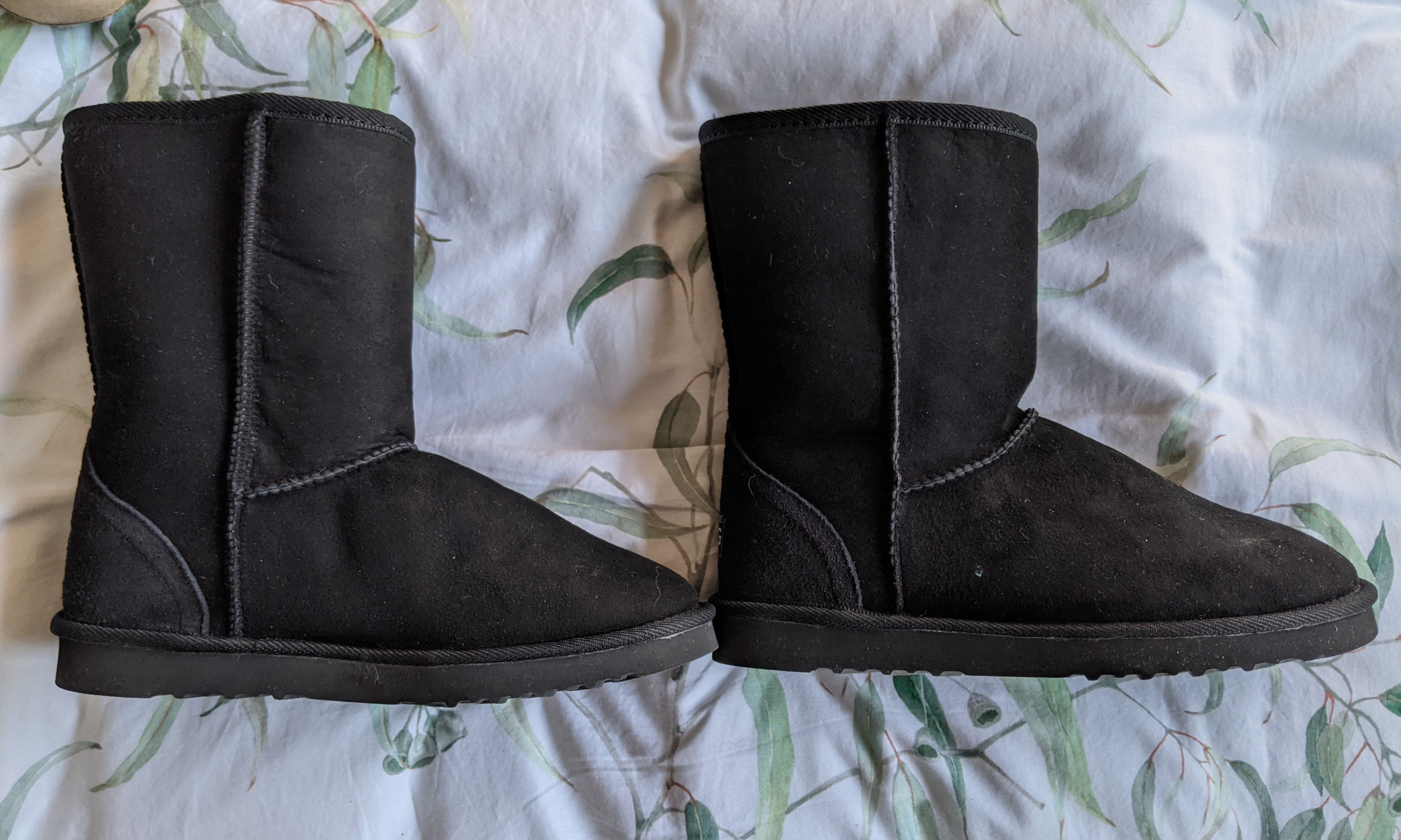 ugg sidnee review