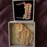 I absolutely LOVE my necklace and earring set from Silviax. I’ve gotten so many compliments on them and when I posted it on my Facebook and Instagram story people were messaging me asking me where I get it from and of course I put the Silviax Instagram ta