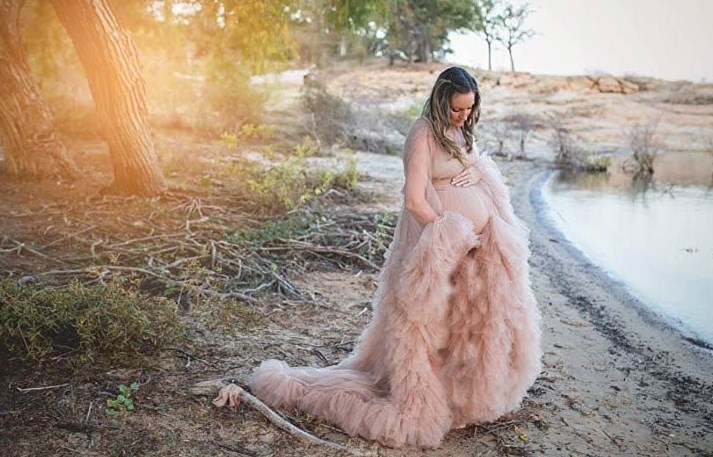 Off Shoulder Lace Best Maternity Photoshoot Dress – Glamix Maternity