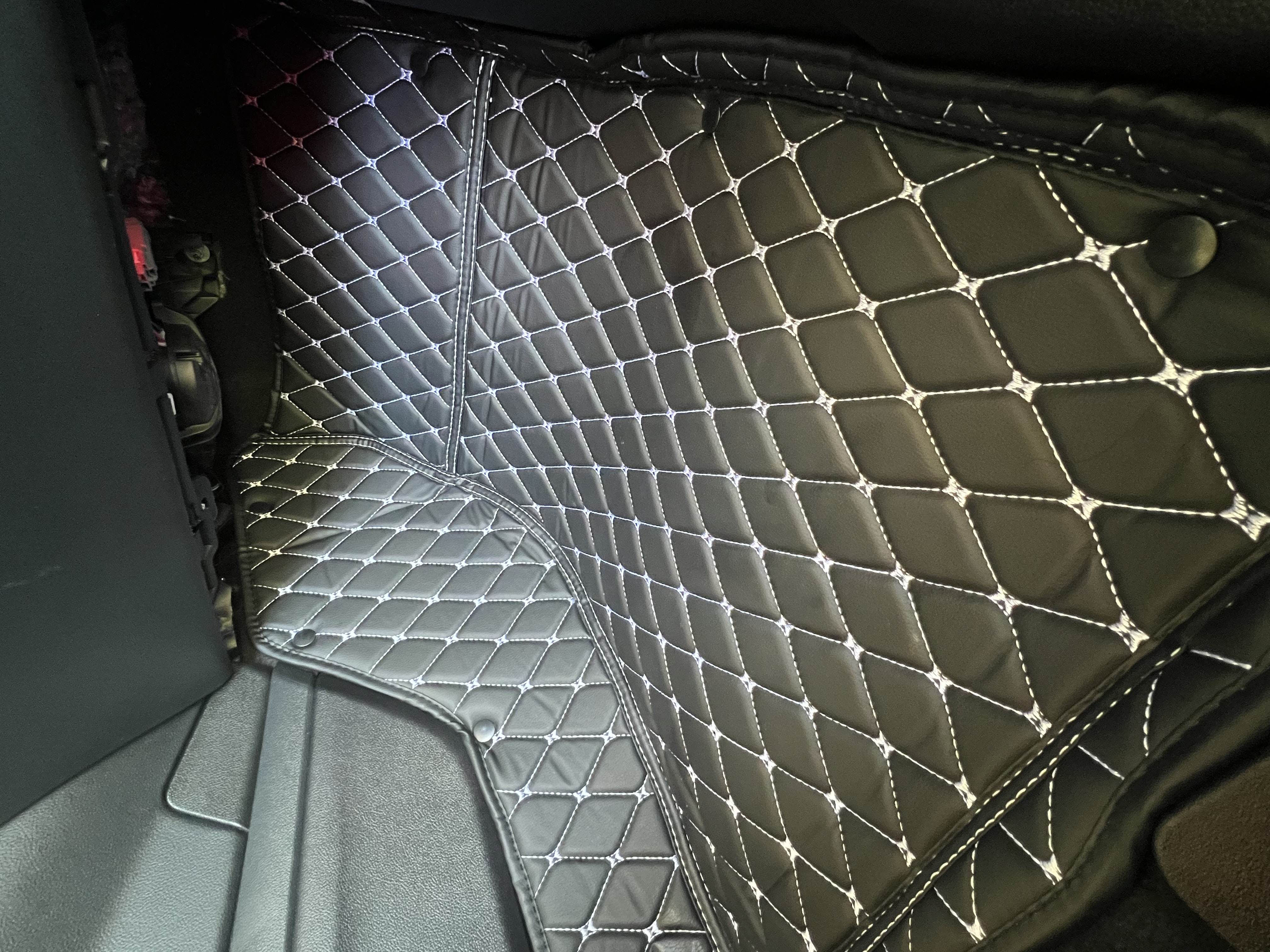 Diamond Floor Mats Review & Install - Best Car Mats On The Market