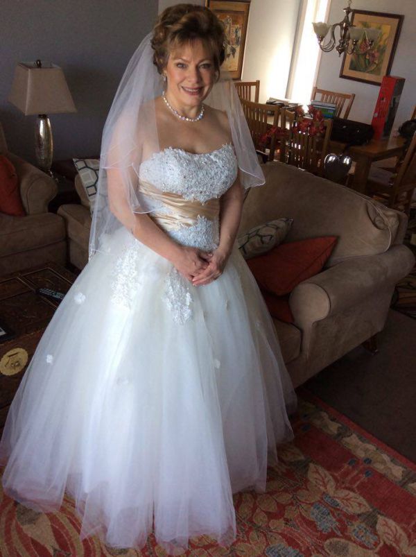 jj wedding dresses reviews