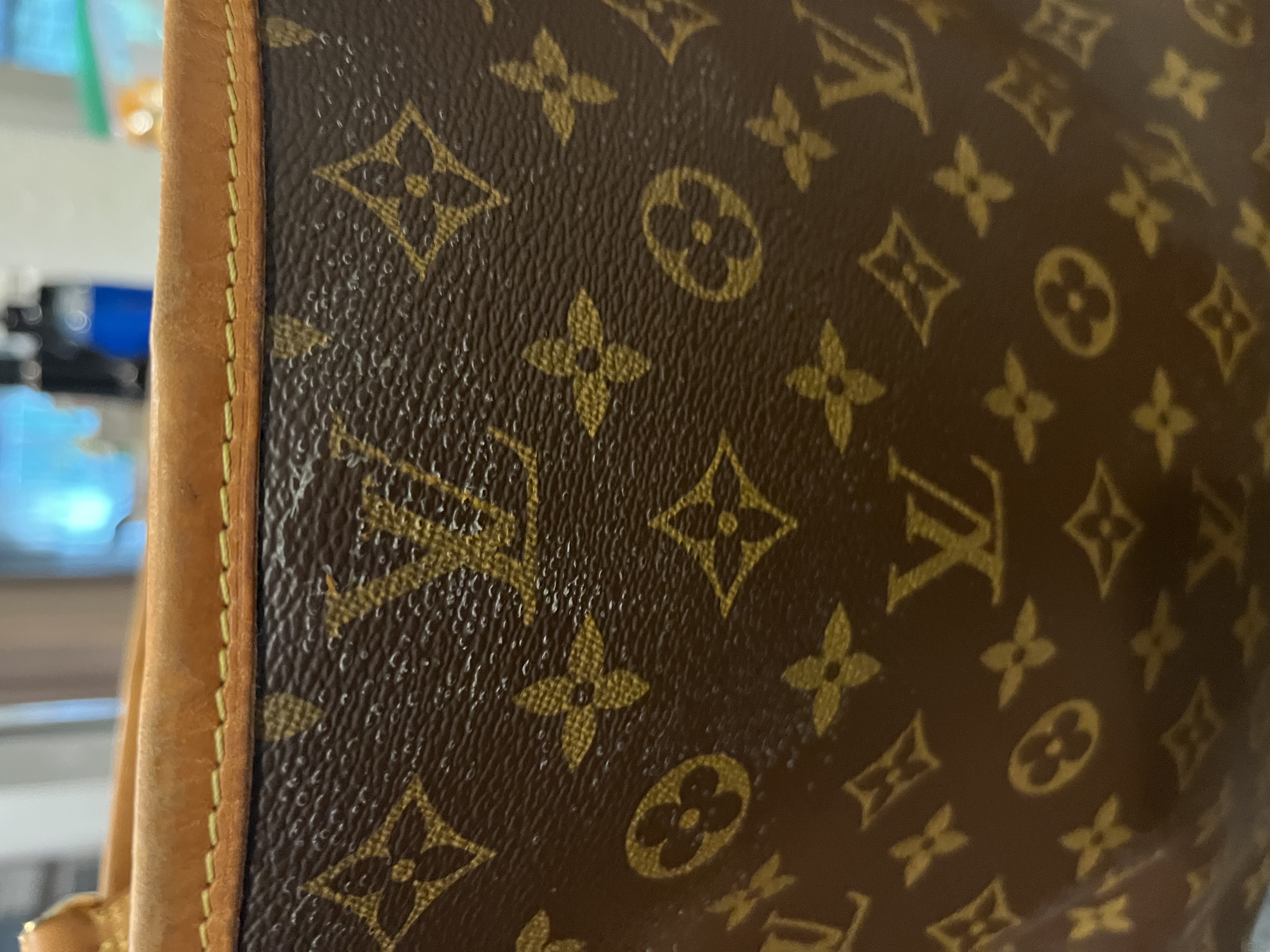 Buy Used Louis Vuitton Handbags, Jewelry & Accessories - Bag Borrow or Steal