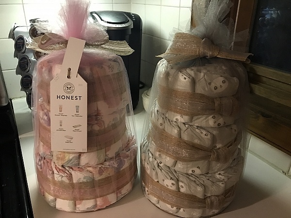 honest company diaper cake