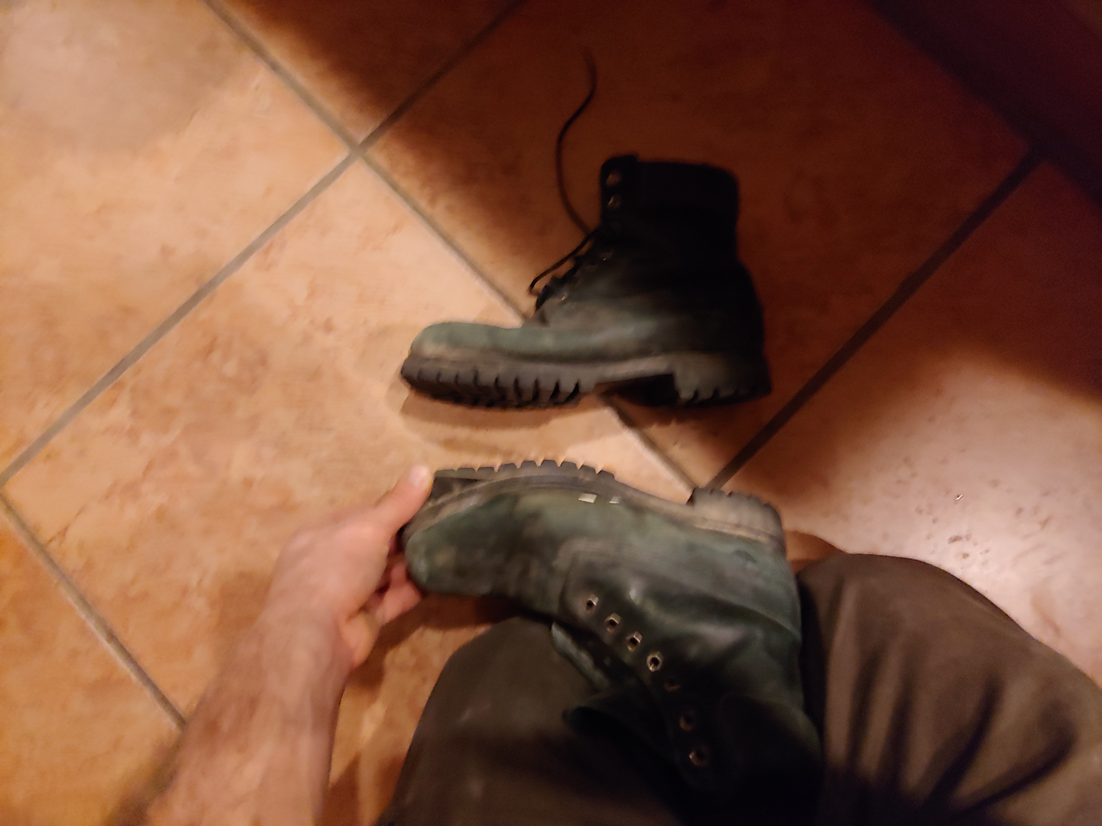 timberland boots sole falling off