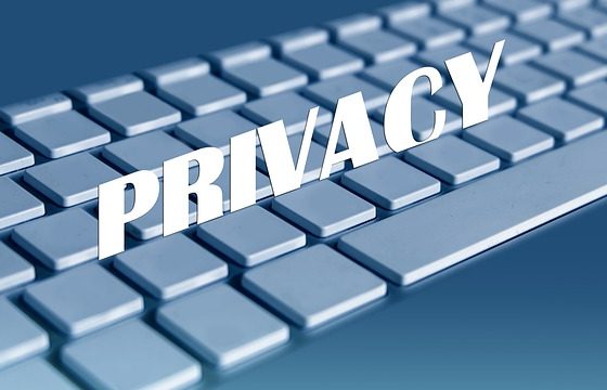 Privacy Groups Ask Facebook for More Privacy Improvements article cover